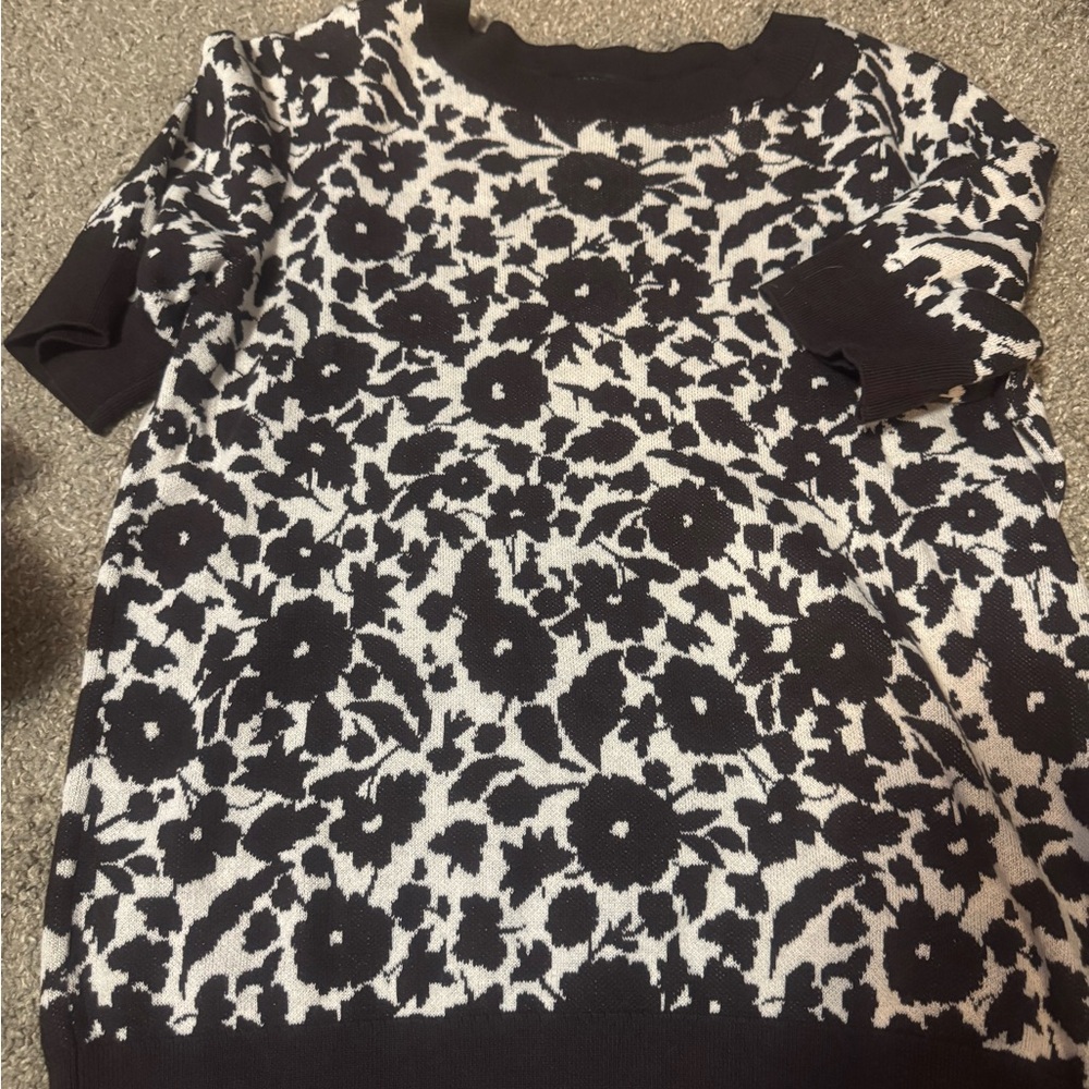 Ann Taylor Monochrome Patterned Sweater